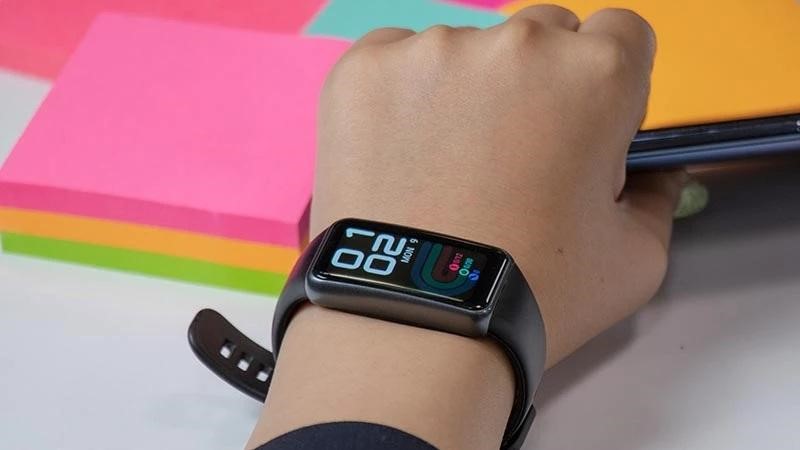 هواوی بند ۱۰