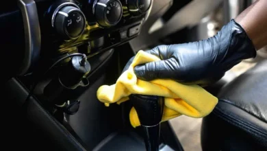 چگونه داخل ماشین را تمیز کنیم؟